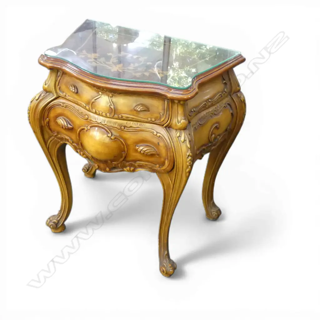 REPRODUCTION ANTIQUE FRENCH STYLE BEDSIDE COMMODE CABINET. H.625mm Image 1++