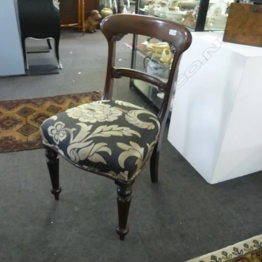 8 VICTORIAN MAHOGANY BALLOON BACK DINING CHAIRS - SEATS WORN Image 1++