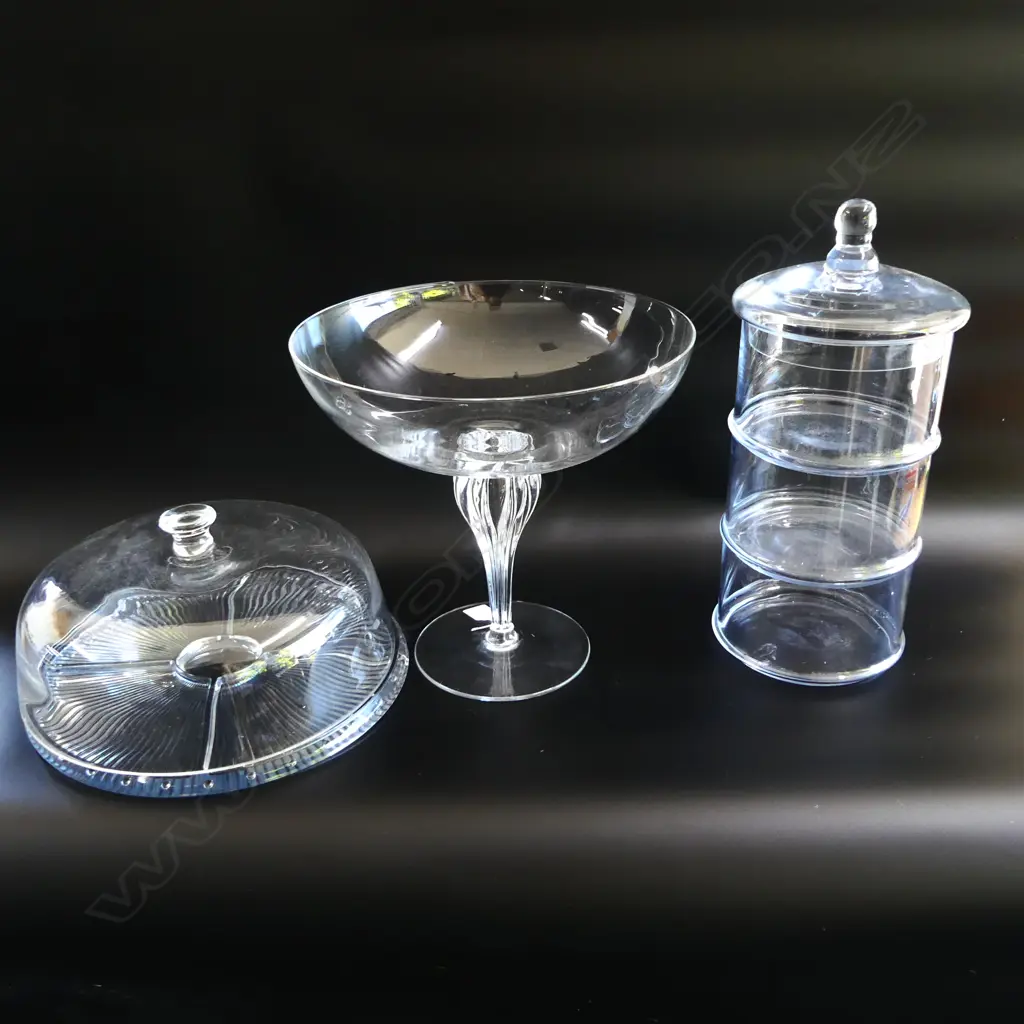 3 PCES GLASS; LG COMPORT H.305mm, STACKING CONTAINER, PLATE w. DOME Image 1++
