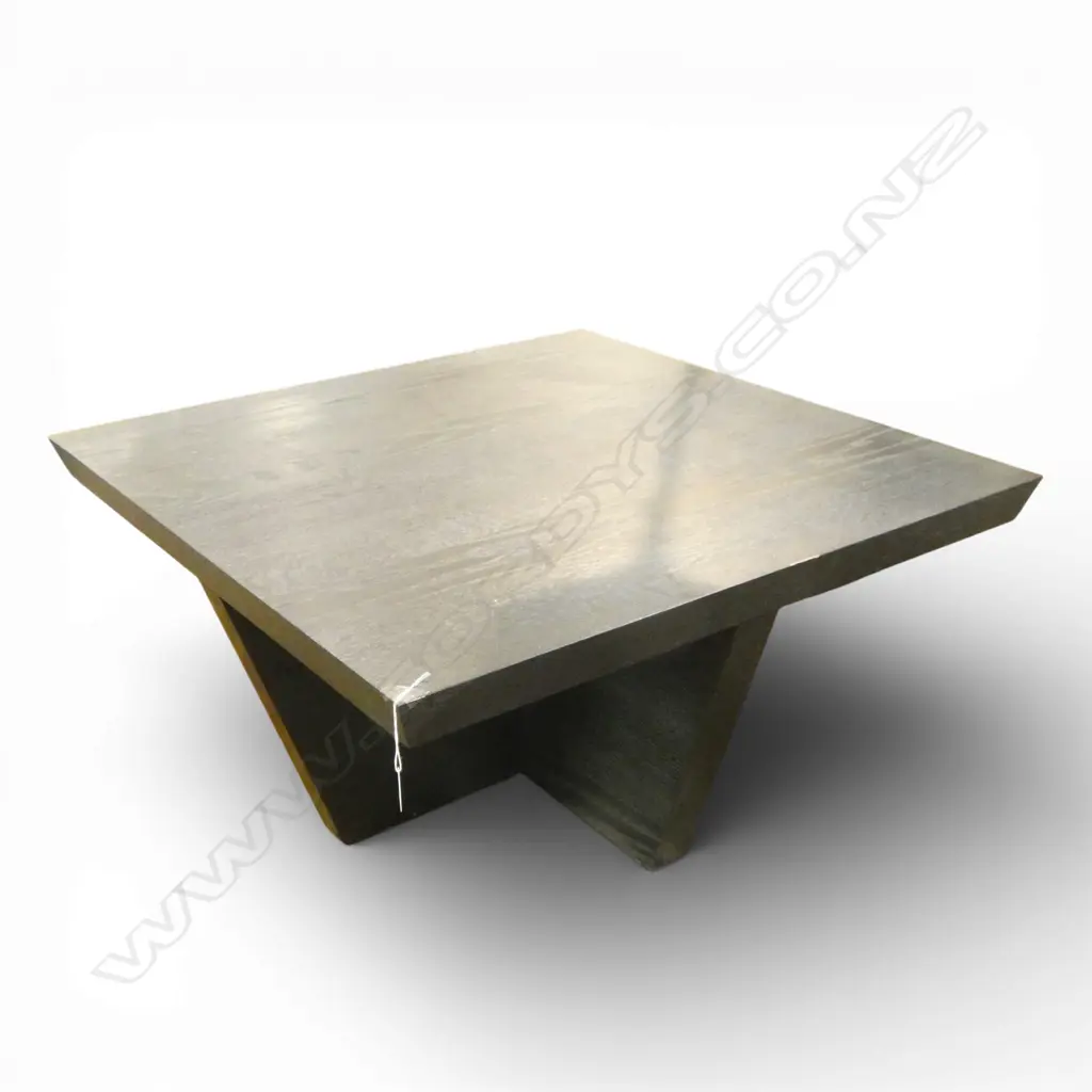 MODERN EBONISED COFFEE TABLE 900x900x460mm - chip Image 1++