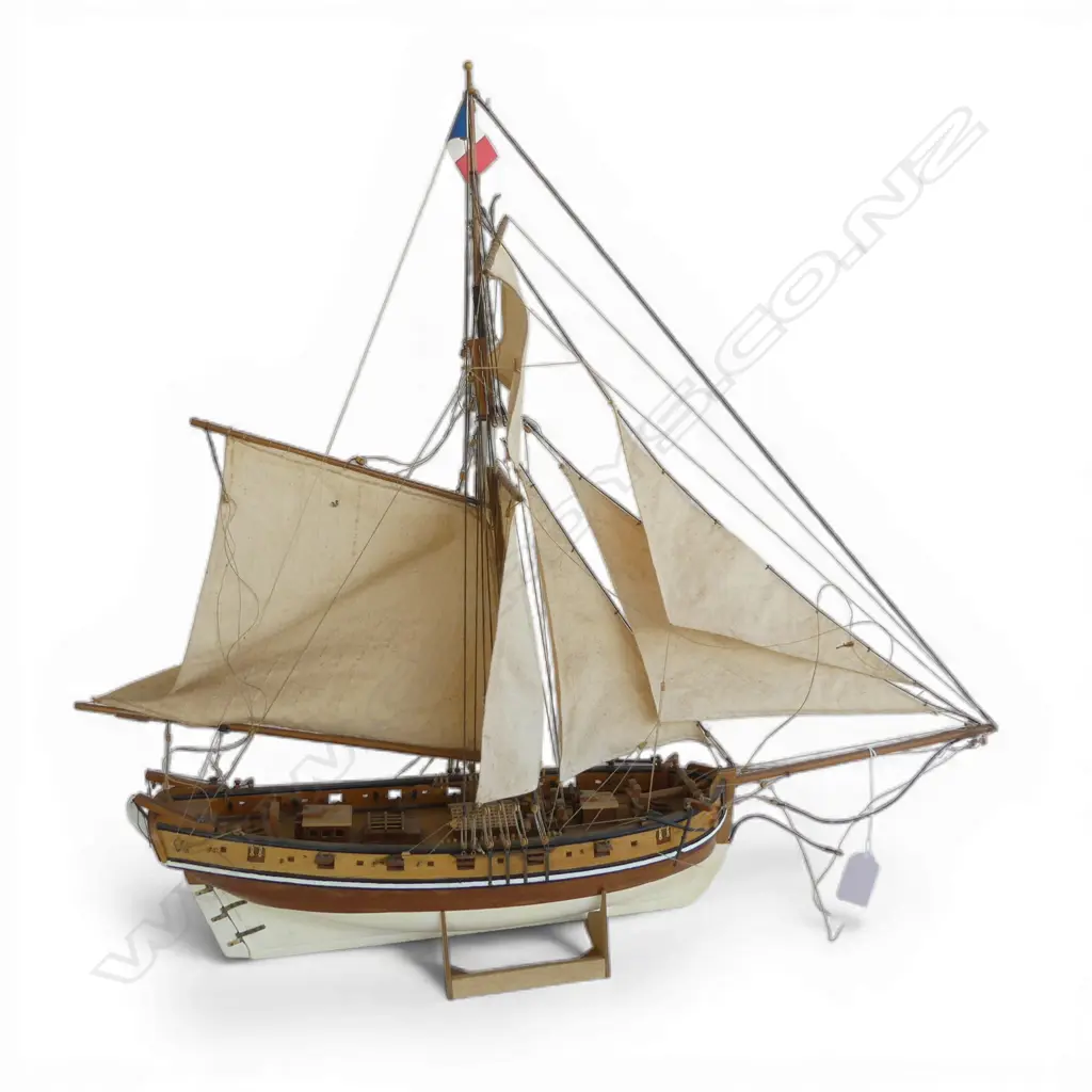 MODEL SAIL BOAT; FRENCH GALLEON H.560mm Image 1++