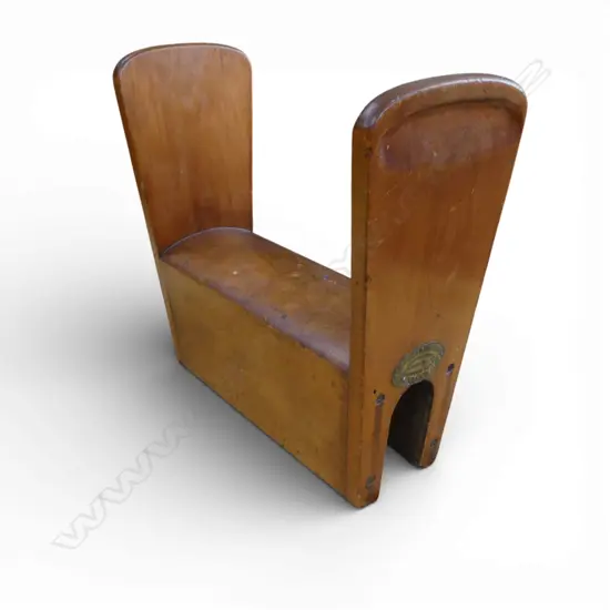 KAURI VINTAGE GYM VOLT SEAT NZ AUCKLAND BRASS SPORTS LABLE H460 L420MM