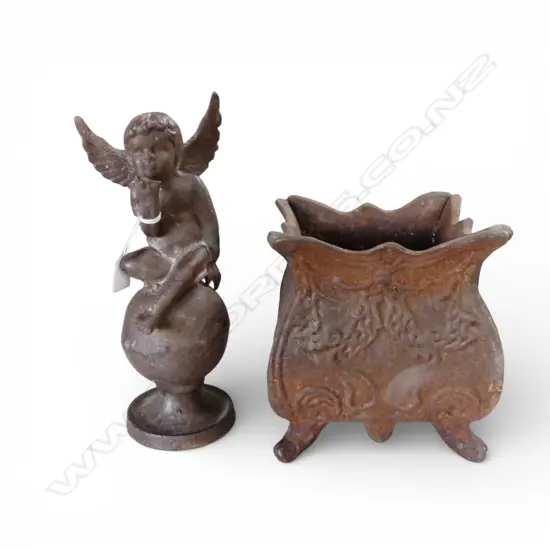 CAST IRON PLANTER 200x200x210mm & ANGEL ON BALL H.315mm