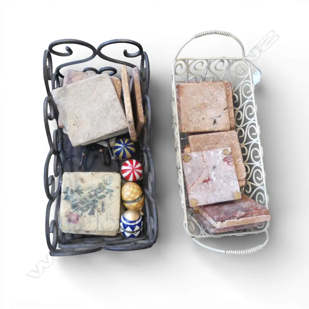 2 METAL BASKETS W.390mm + ASST. COASTERS ETC Image 1++