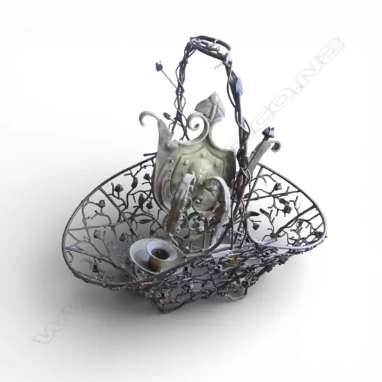 METAL WIRE BASKET H.440mm + SCONCE