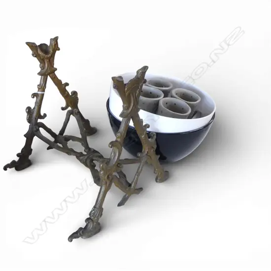 2 BOWLS, METAL X STAND H.300mm, 4 CHEESE MOULDS & TRAY