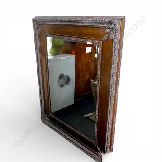 LG MIRROR 1700x1400mm