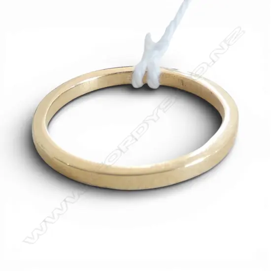 16.4ct tested GOLD BAND RING 2gms SIZE N