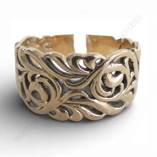 9ct FILIGREE RING, 4.56gm SIZE R1/2