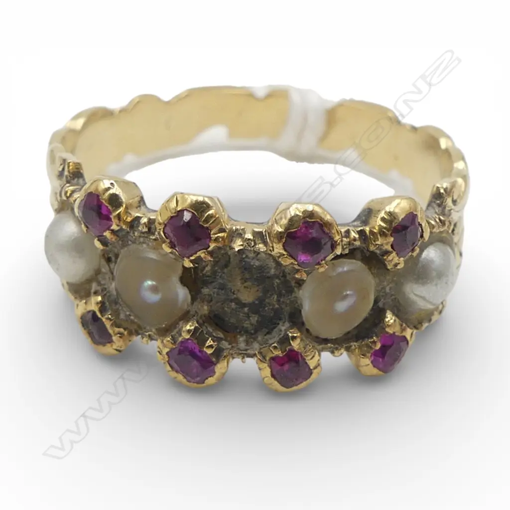 GEORGIAN 9CT GOLD RUBY AND PEARL RING (faults) 3.48gms SIZE P Image 1++
