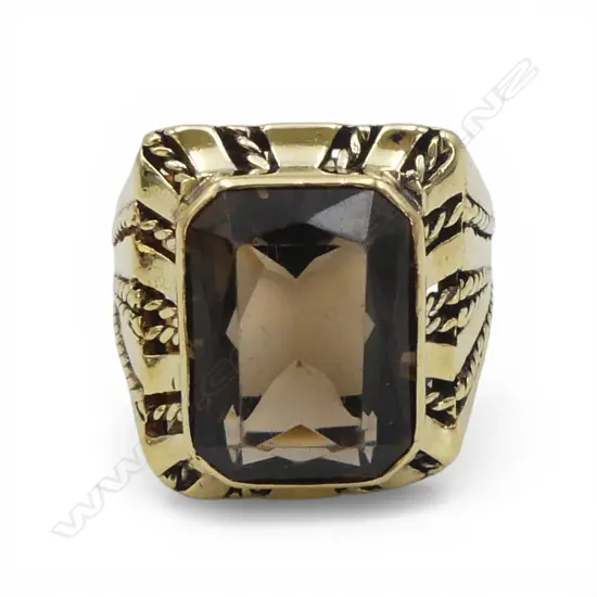 14CT GOLD LARGE SMOKY QUARTZ DRESS RING 12.21gms SIZE P