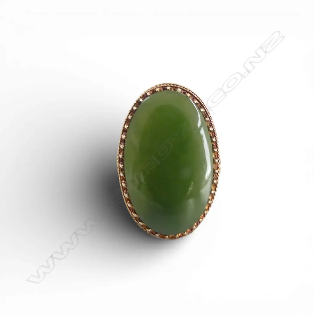9CT GOLD POUNAMU DRESS RING with fancy under rail 9.93gms SIZE O Image 1++