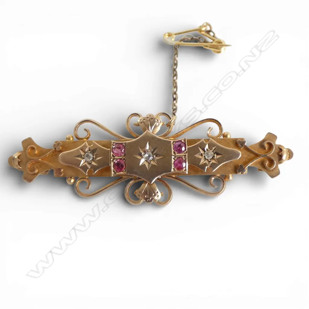 c1900 9ct GOLD RUBY & DIAMOND BAR BROOCH 4.3gms Image 1++