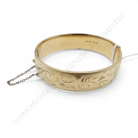 9CT GOLD PLATED HINGED BANGLE
