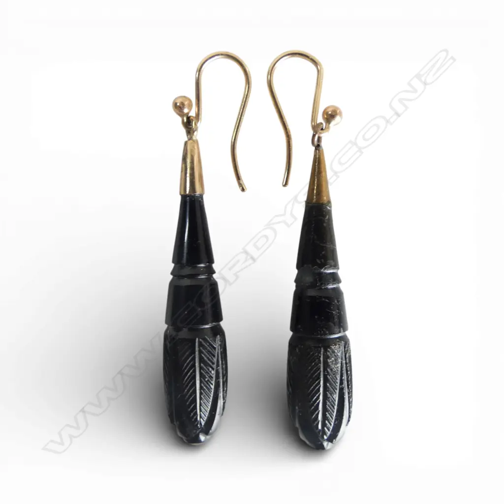 PR 9ct VICTORIAN JET DROP EARRINGS (one drop has had some repairs) Image 1++