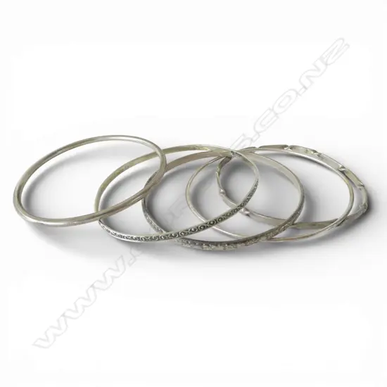 5 S/SILVER BANGLES 39GMA