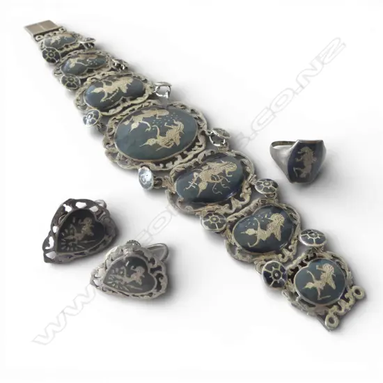 THAI S/SILVER BRACLET RING & EARING SET  52GMS