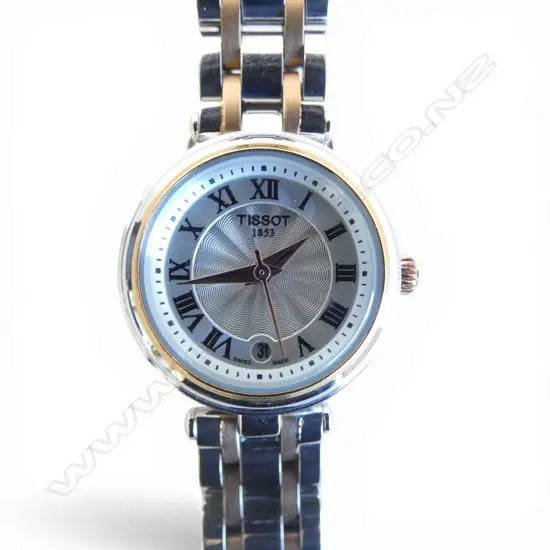 TISSOT WRIST WATCH, BOXED w. RECEIPTS, MANUAL, CERTIFICATE, WARRANTY. as new