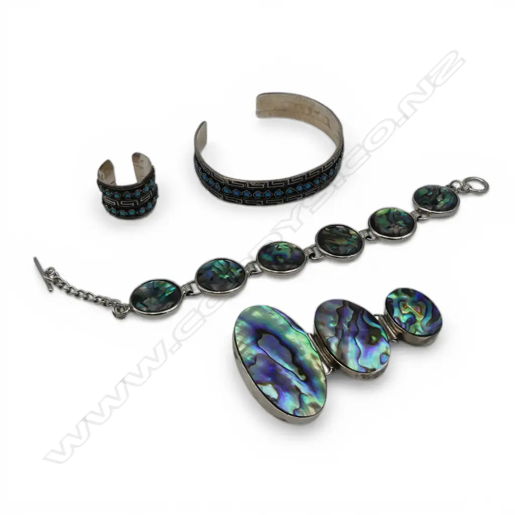 SILVER/PAUA PENDANT & BANGLE SILVER/TURQUOISE RING & CUFF Image 1++