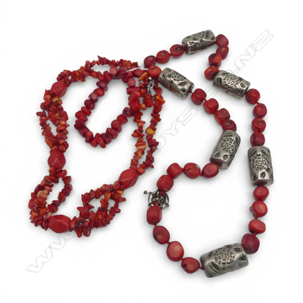 2 DYED RED CORAL NECKLACES + BRACELET  Image 1++