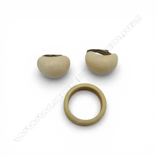 PR IVORY CLIP ON EARRINGS + IVORY RING 