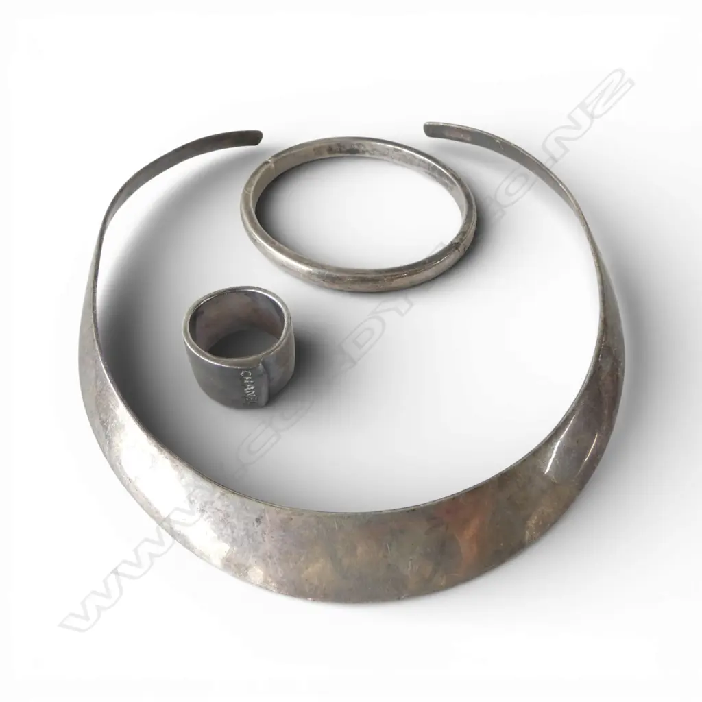 S/SILVER COLLAR NECKLACE  BANGLE & CHANEL RING 70GMS Image 1++