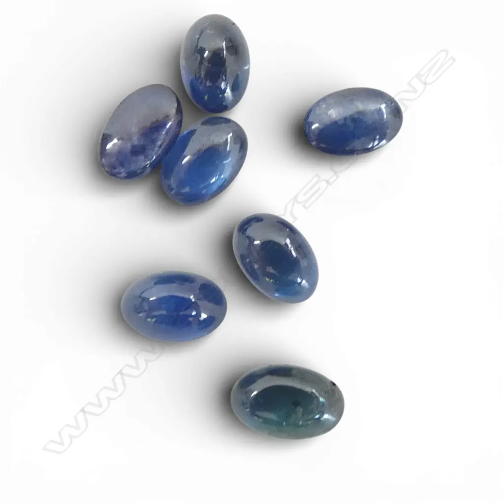 BOX 5CT SAPPHIRE CABOCHONS - SIZE 6MM X 4MM (7 STONES) Image 1++