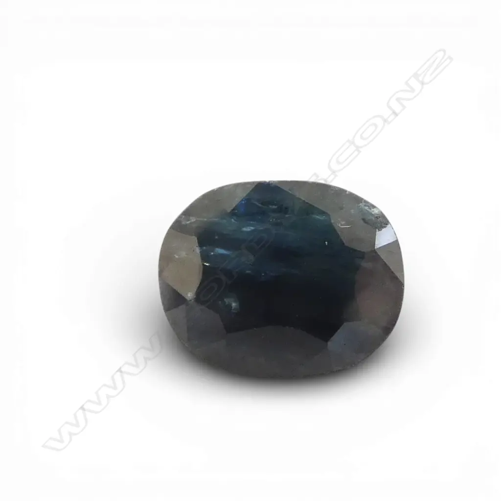 4.5 ct DEEP BLUE FACETED SAPPHIRE - SINGLE STONE 10mm x 8mm x 6mm Image 1++