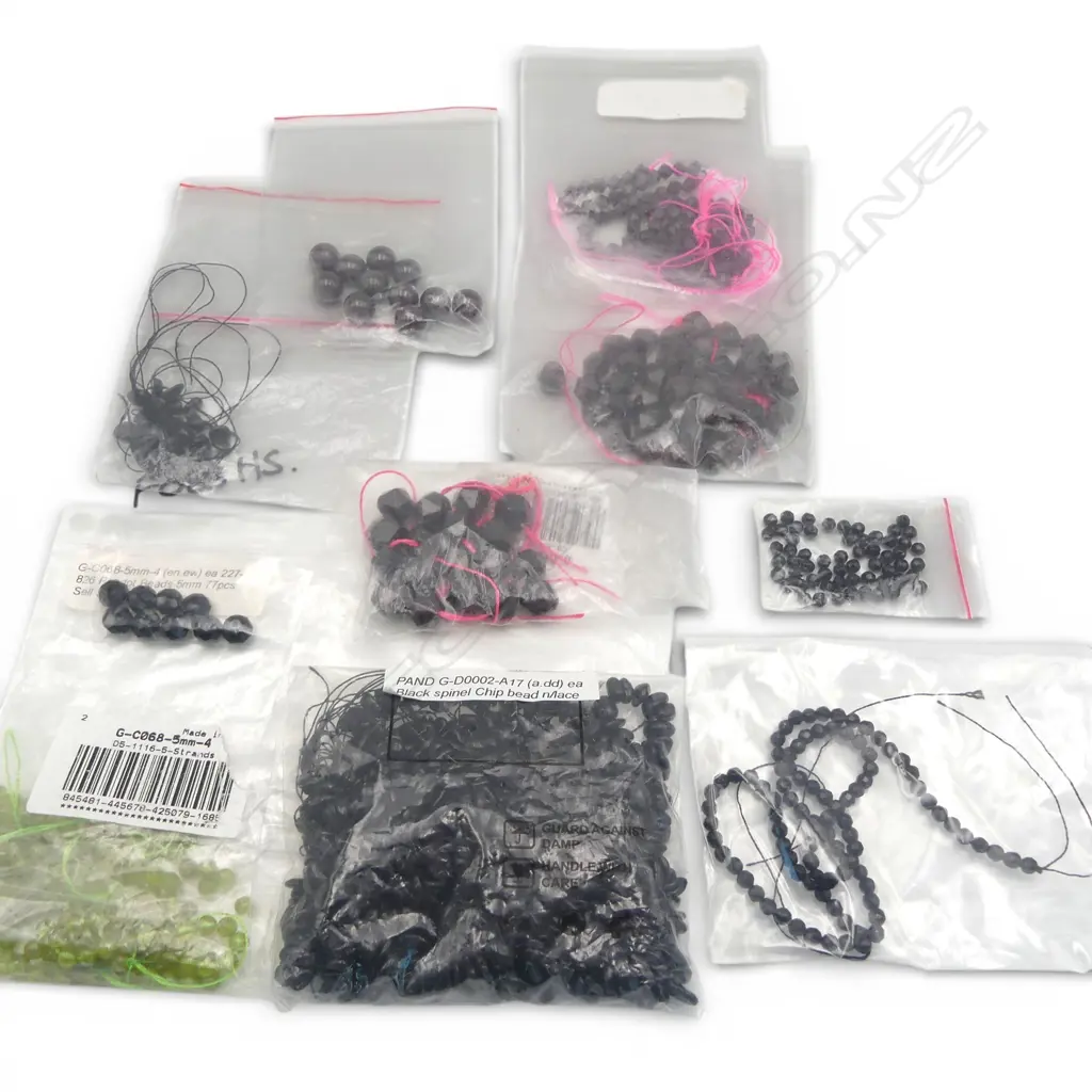 GARNET, PERIDOT, BLK SPINEL STRANDS & ASST. BEADS Image 1++