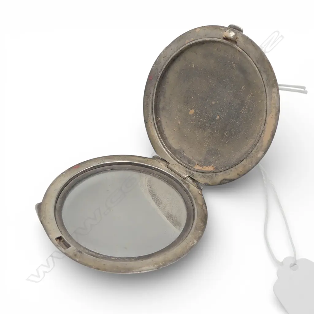 SILVER AND ENAMEL POWDER COMPACT BIRMINGHAM 1948 Image 1++