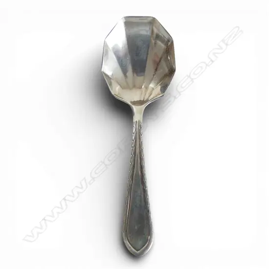 STG SILVER TEA CADDY SPOON, COOPER BROTHERS & SONS LTD, SHEFFIELD 1925, 11gms
