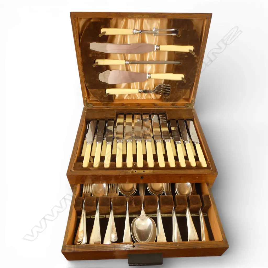 EXTENSIVE OAK CASED CUTLERY SET , WITH DRAWER UNDERNEATH  Image 1++