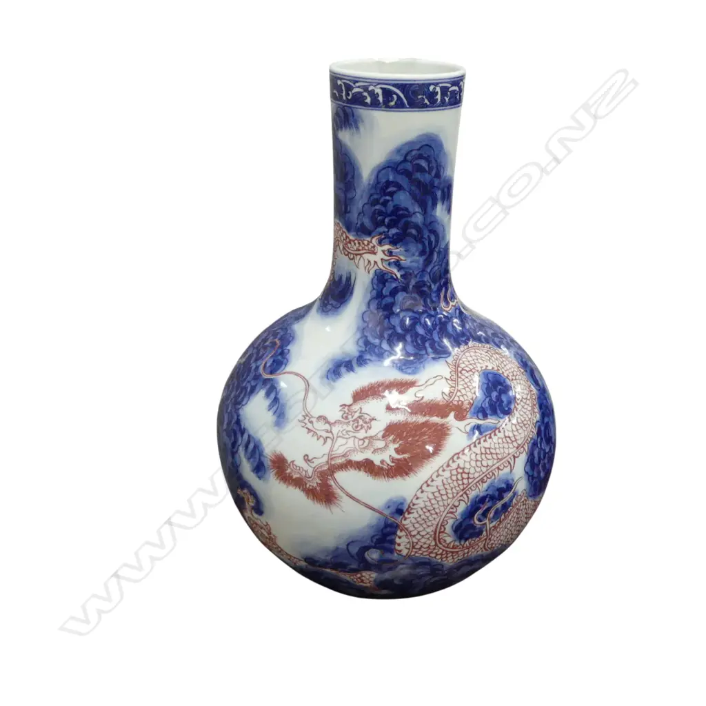 CHINESE VASE w. DRAGON DESIGN H.410mm Image 1++