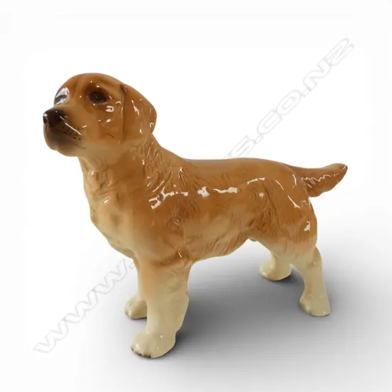 CERAMIC MODEL GOLDEN RETRIEVER BY COOPERCRAFT, MADE IN ENGLAND. L.210mm