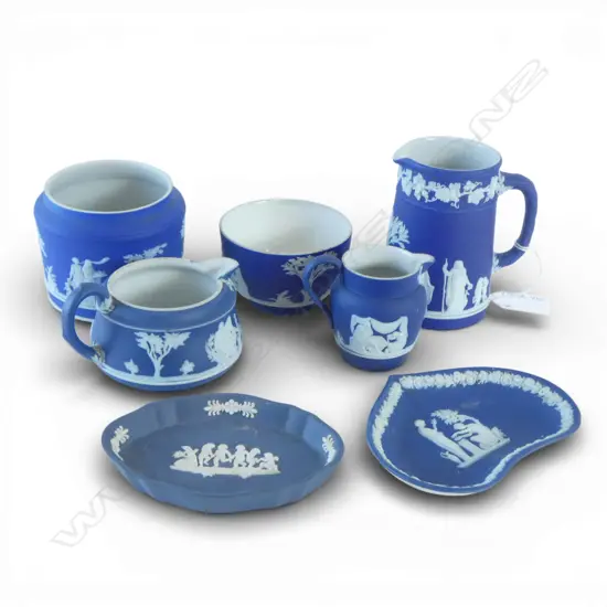 7 WEDGWOOD JASPERWARE PCES