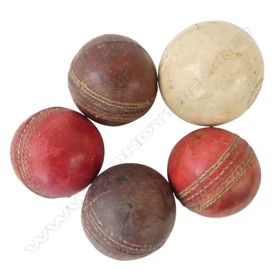 FOUR VINTAGE CRICKET BALLS ONE SIGNED & SALTERS WILLOW POLO BALL