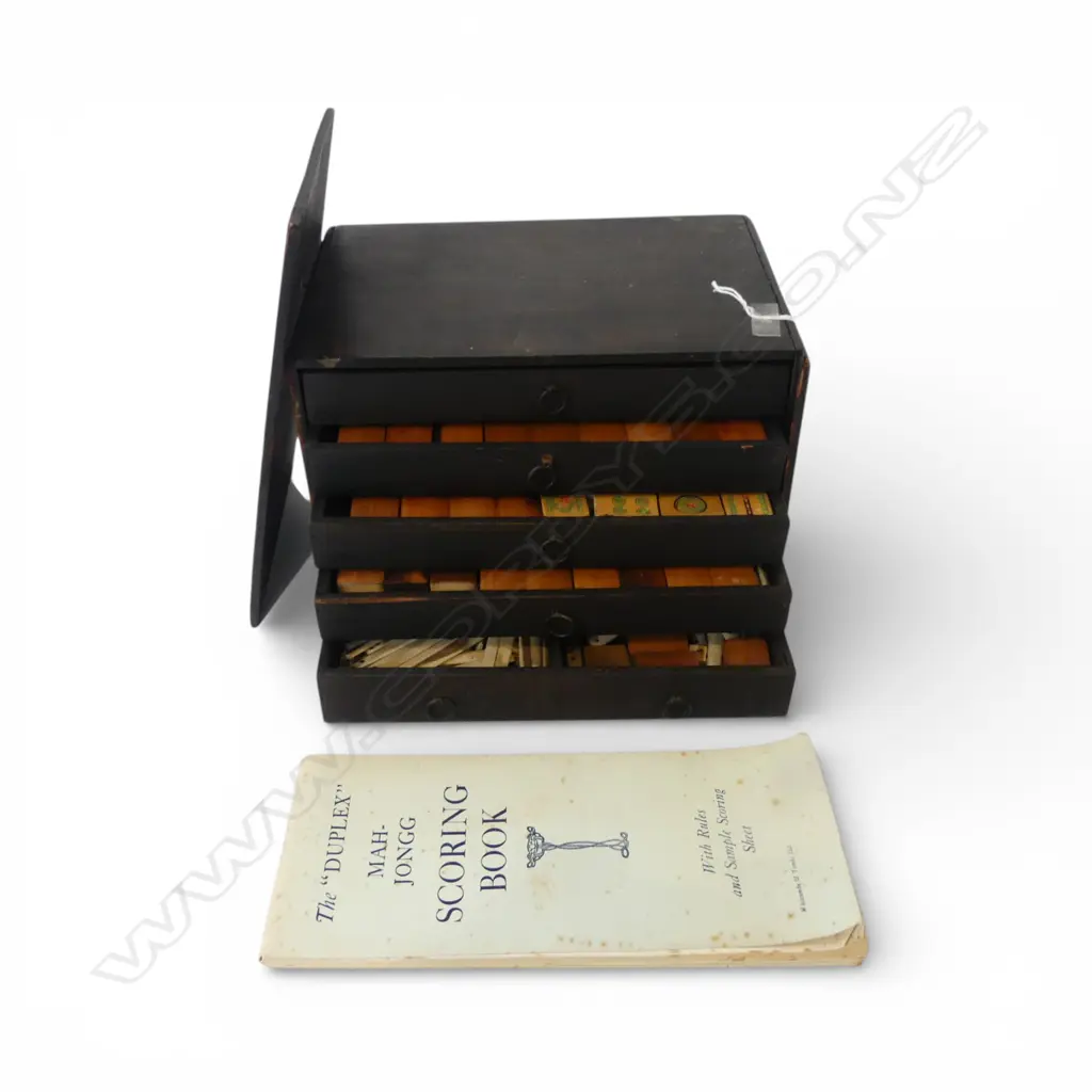 VINTAGE BOXED MAH-JONG SET faults to box  Image 1++