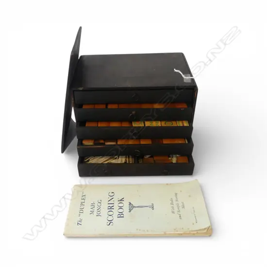 VINTAGE BOXED MAH-JONG SET faults to box 