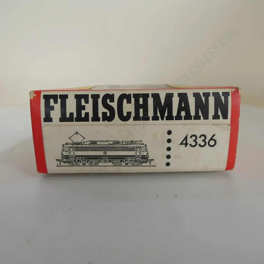 BOXED FLEISCHMANN HO DB ELECTRIC LOCOMOTIVE 4336 112 310-8 Image 1++
