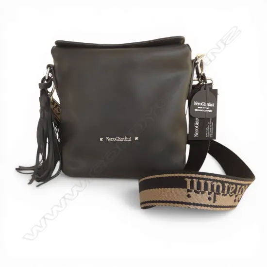 NEROGIARDINI HANDBAG