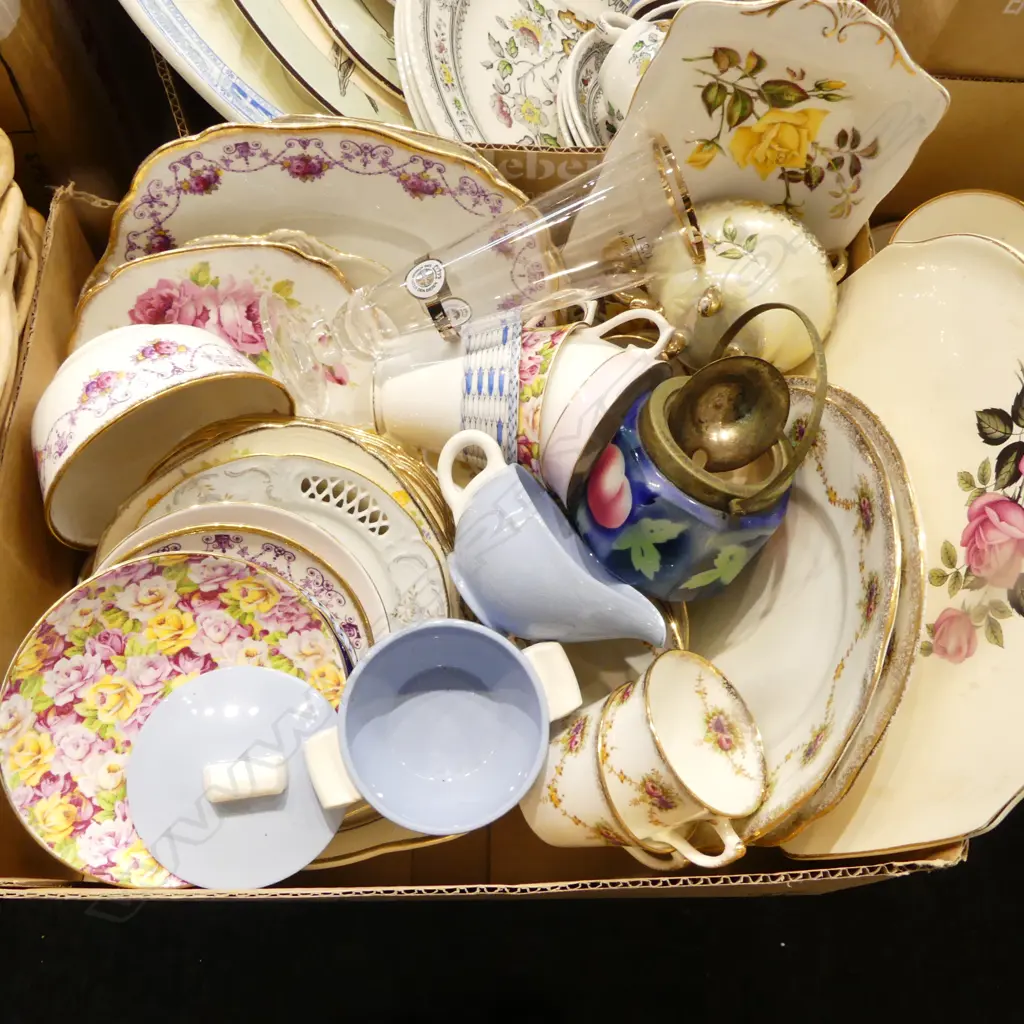 ASST. FANCY CHINA  Image 1++