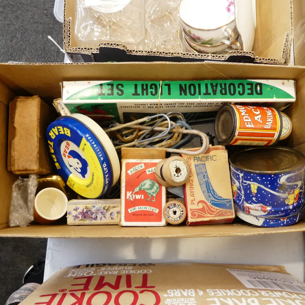 ASST. COLLECTABLES playing cards, tins, ETC Image 1++