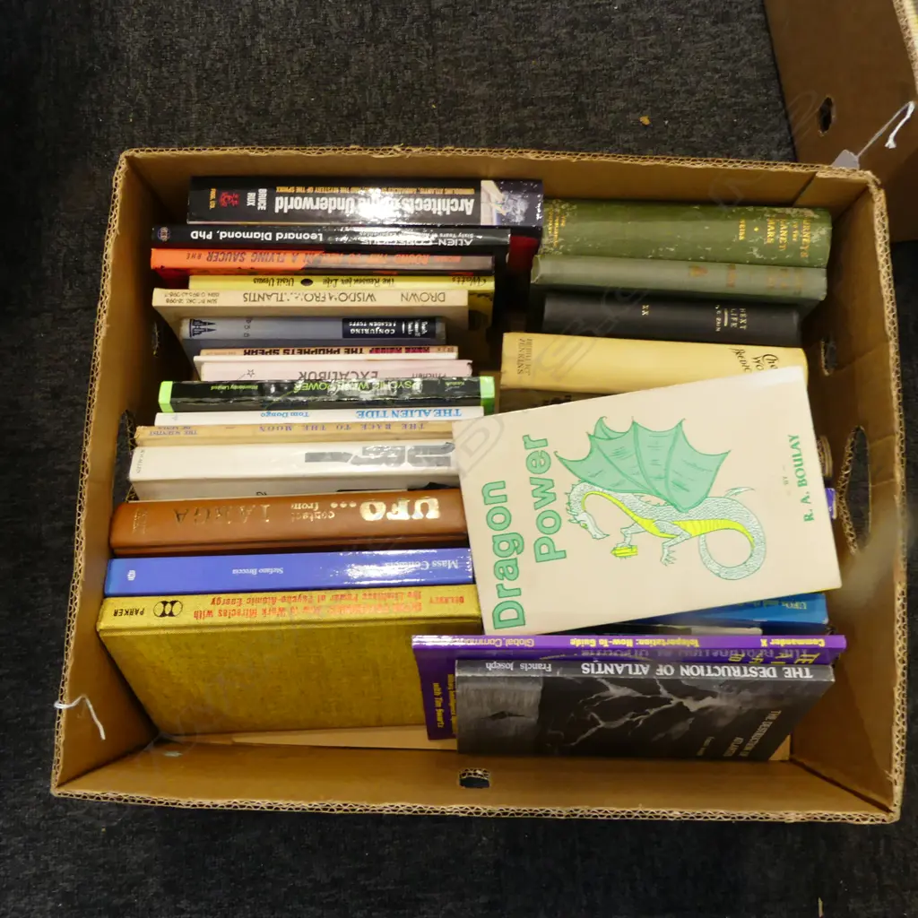 ASST. BOOKS; SUPERNATURAL, UFO, CLAIRVOYANT, etc Image 1++