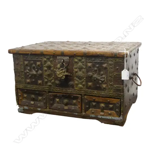 INDIAN WOODEN BOX w. BRASS DECORATION 490x330x280mm