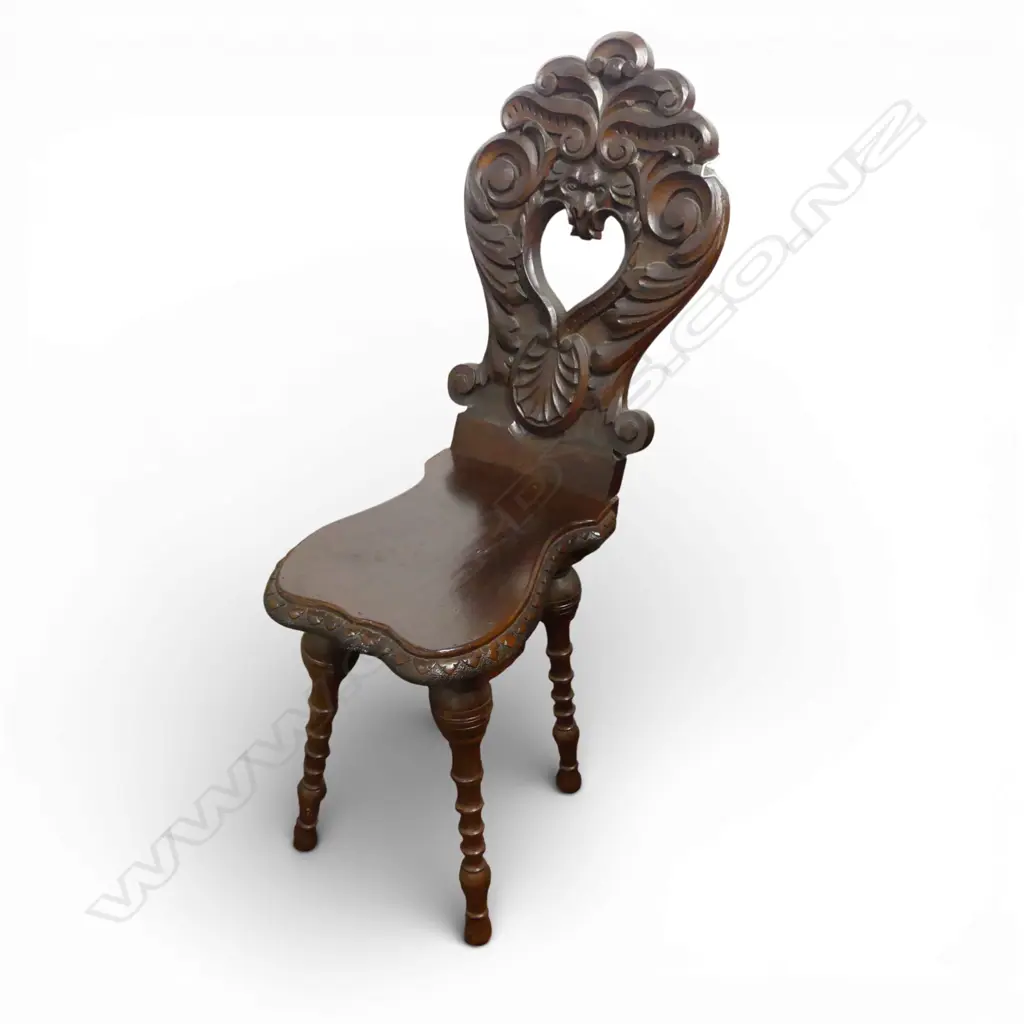 CARVED HALL CHAIR H.930mm Image 1++