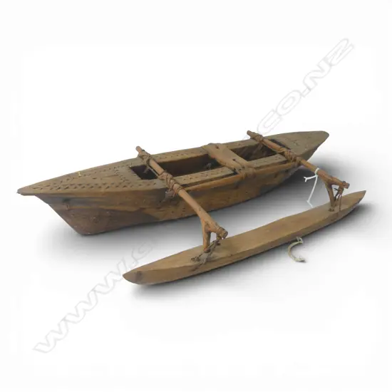 WOODEN BOAT w. OUTRIGGER L.630mm