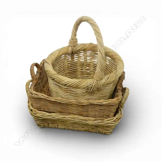 WOVEN CANE BASKET & 2 TRAYS W.540mm