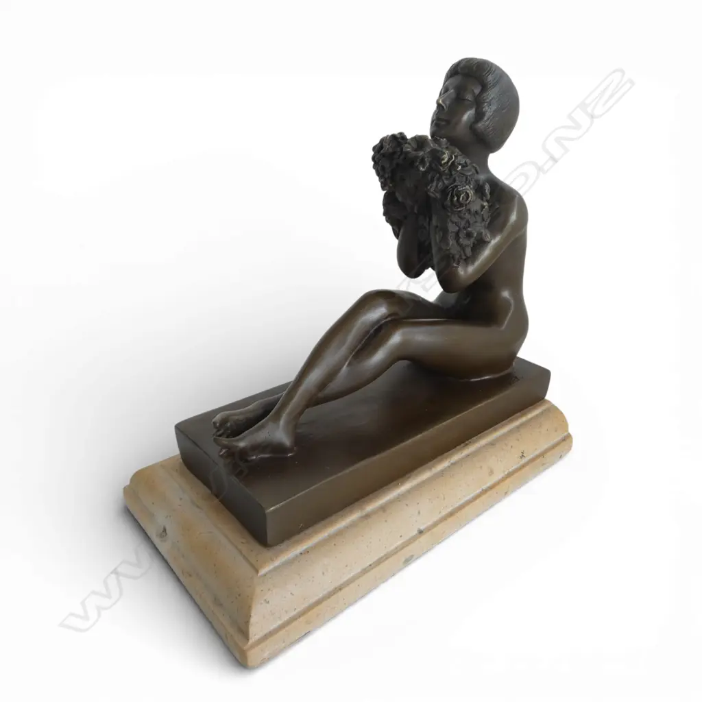 ART DECO STYLE BRONZE FIGURE SEATED YOUNG NAKED WOMAN smelling floral bouquet on marble ? bNase. L.220mm. H.210mm Image 1++