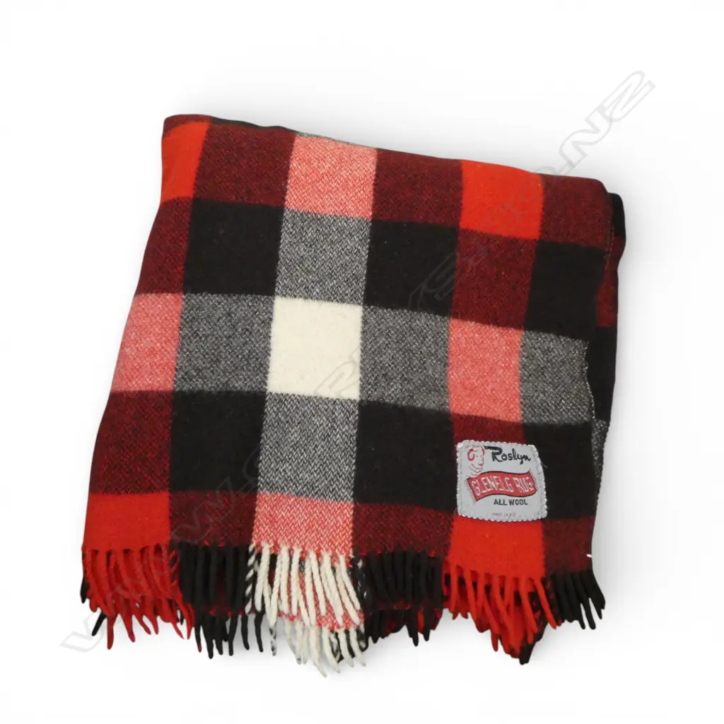 VINTAGE NZ WOOL TRAVEL RUG ‘ROSLYN GLENELG’ EXCELLENT COND., L.1520MM W.1240MM Image 1++