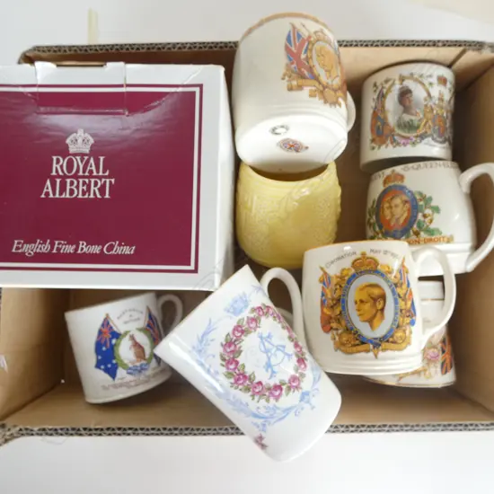 10 VINTAGE CORONATION  PCS